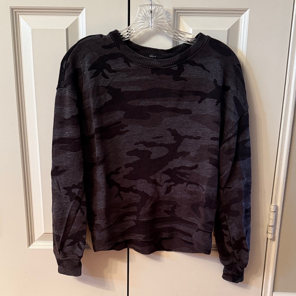 Rails Charcoal and Black camouflage sweatshirt Small